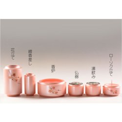 画像2: 煌びやかで華やかなモダン仏具【安定感のある円柱型：キラビカリ 流水桜彫金　6具足セット 3.0寸】現代調仏具 送料無料