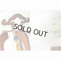 画像4: 特選　お盆提灯【岐阜提灯：大内行灯11号　天然木欅調・本絹製二重張り・手書き絵　芙蓉に鉄仙　回転筒付】盆ちょうちん　