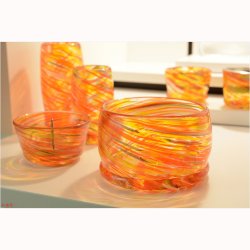 画像8: 仏具【ガラス製モダン仏具：エミュ　宙吹きガラス６具足　3.0寸サイズ　オレンジ】仏具　６具足　ガラス 化粧箱入り 仏壇 仏具 送料無料