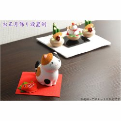 画像7: 国産・お正月飾り【国産京都　手造り迎春お飾り：ちりめん　鯛付き縁起福猫３点セット】送料無料　敷布付き　新年　正月　和雑貨　松飾り　かがみもち　鏡もち　お年賀　迎春　和風　縁起物　神様　年神様　歳神様　置物　お正月準備　お正月用品