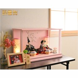 画像14:  ひな祭り【コンパクト収納飾り：国産モダン雛人形・琴葉（ことは）木製角型アクリルケース・友禅と刺繍が優雅な紫衣装着】送料無料　ひなまつり　雛祭り　桃の節句　上巳　雛人形　ひな人形　ひな飾り　お雛さま　親王飾り　ケース飾り