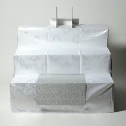画像2: お盆用品【盆棚（精霊棚）：段ボール祭壇　香華（こうげ）3段 90cm幅　【段布・写真立付 】工具不要・組立式　祭壇　法要　仏事　新盆　初盆　お盆飾り　盆提灯