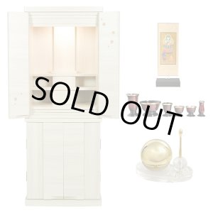 画像: 豪華仏具付き【和みモダン仏壇：桜都（おと）　ナチュラル色　40号】本尊掛軸　仏具　おりん 現代調仏壇　大型仏壇　家具調仏壇　重ね仏壇　送料無料