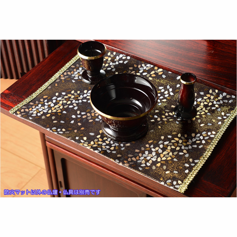 画像9: 国産仏具【桐生織・金襴仕立　モダンな防炎マット：煌雅（こうが）金銀桜】仏壇用具　現代調仏具　ネコポス送料無料