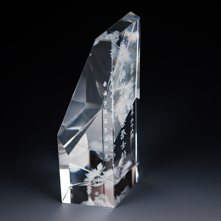 画像4: 位牌【世界に一つの特別：3Dクリスタル位牌　シャリア　無色照明】モダン位牌　オリジナル位牌　オーダーメイド　メモリアルモニュメント　仏壇　仏具　手元供養　送料無料